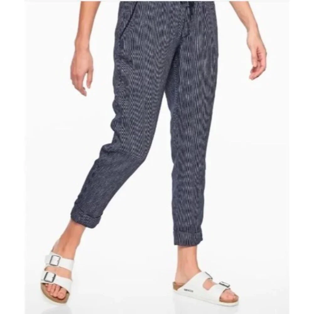 Athleta Women's Bali Navy Blue Linen Striped Bali Crop Pants Size 4 1678 - Picture 2 of 14